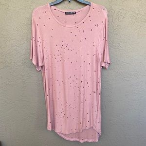 Men’s Distressed Shirt